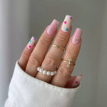 gel-polish-taupe-secret